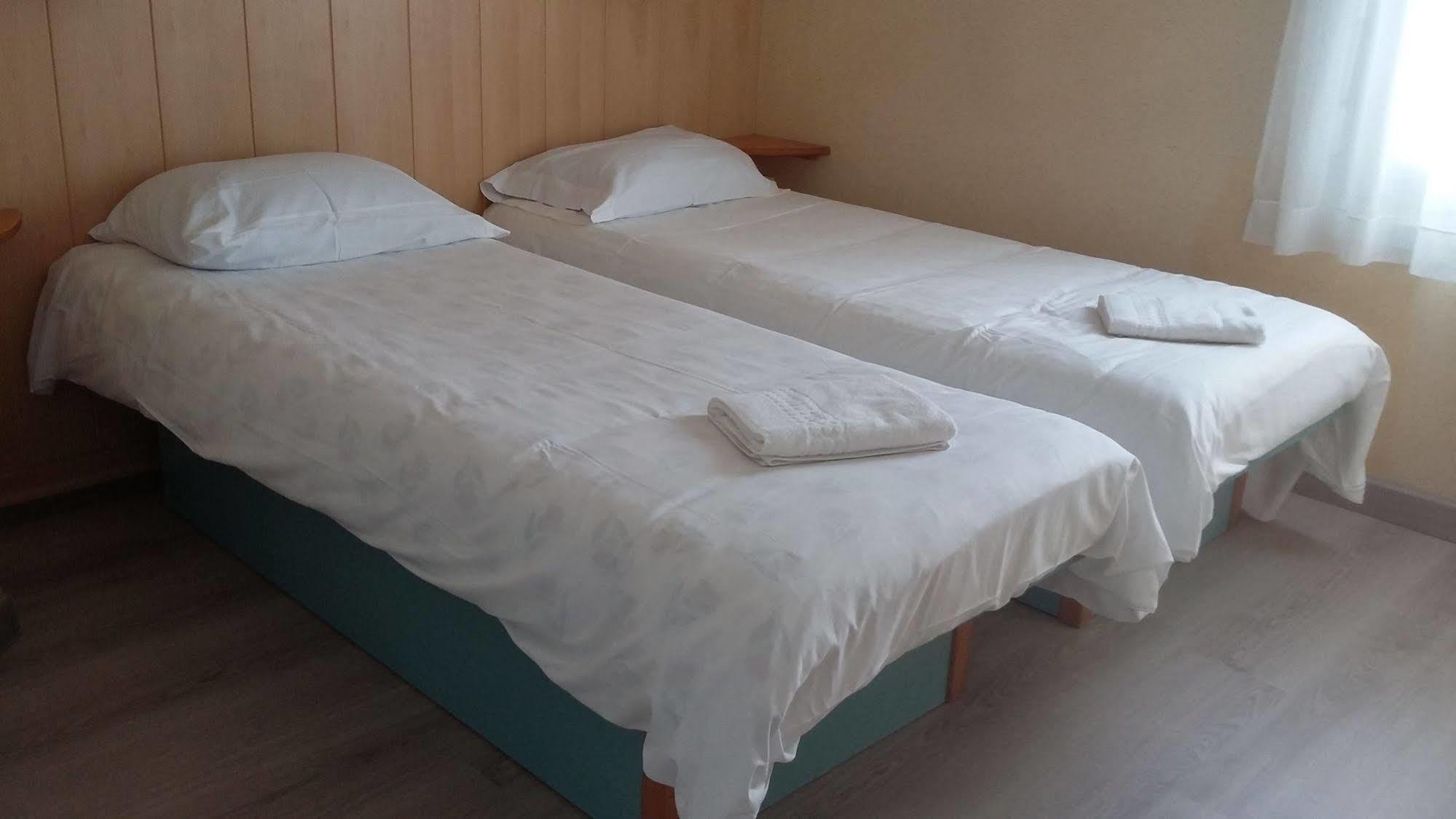 Fasthotel Carcassonne Bagian luar foto